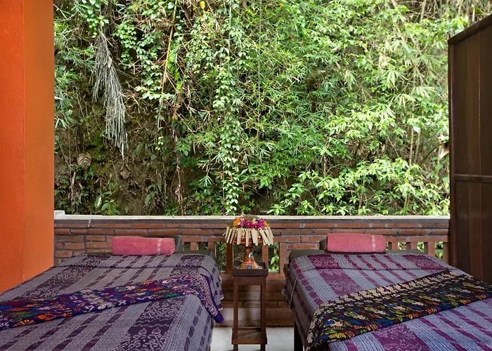 ゲストハウス Ketut's Place 3*
